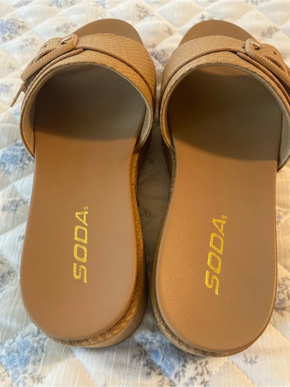 SODA Tan Raffia Buckle Platform Slide Sandals Size 8